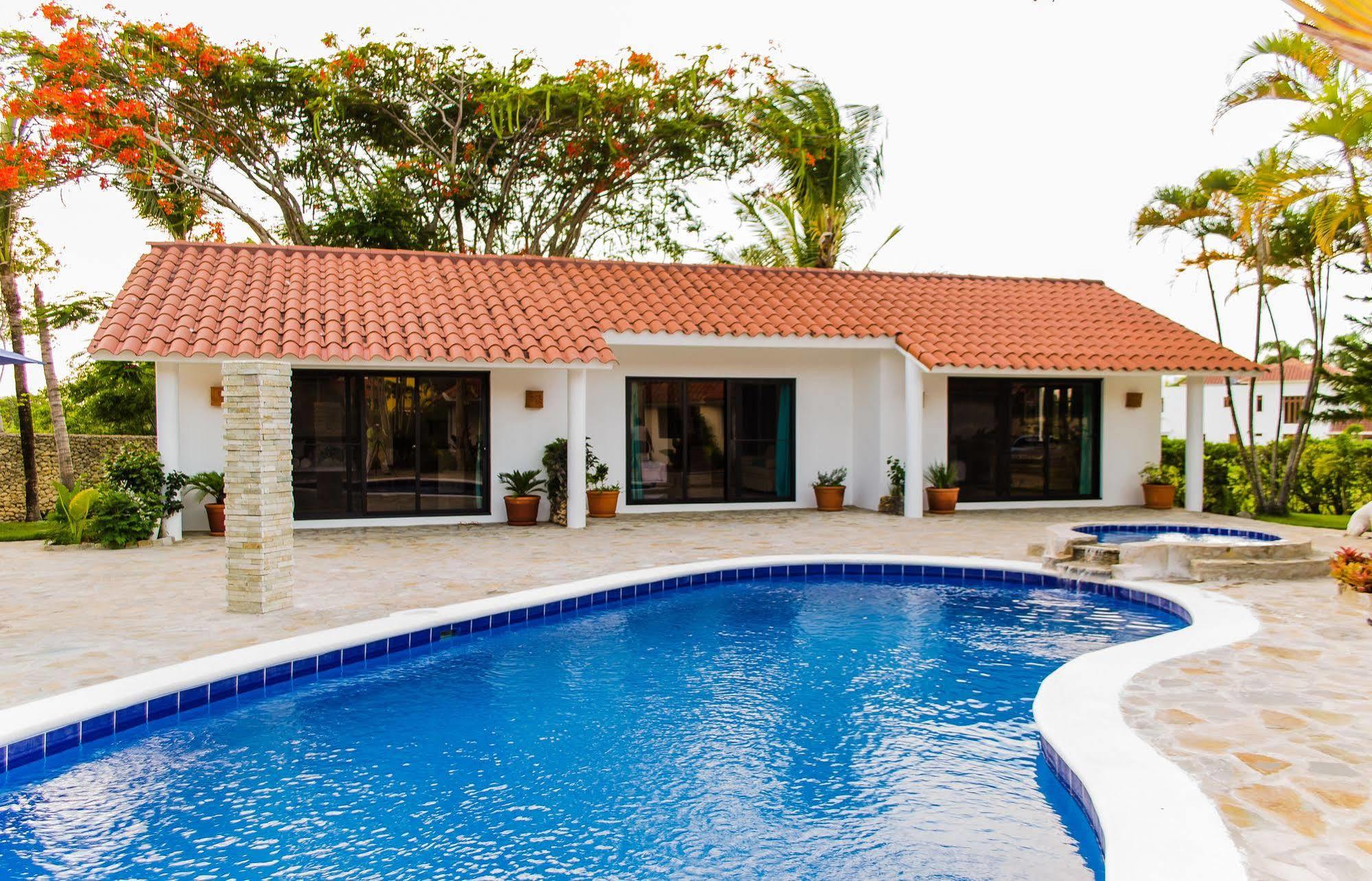 Garden By The Sea Bed and Breakfast Sosúa Buitenkant foto